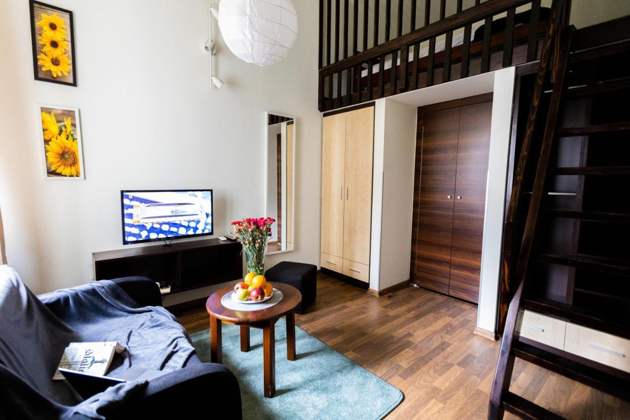 Salve Station Aparthotel Krakkó Kültér fotó