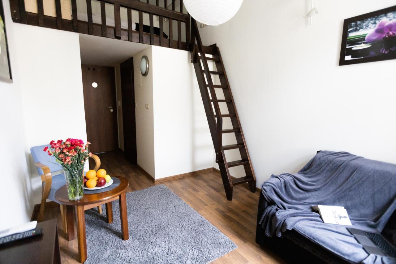 Salve Station Aparthotel Krakkó Kültér fotó