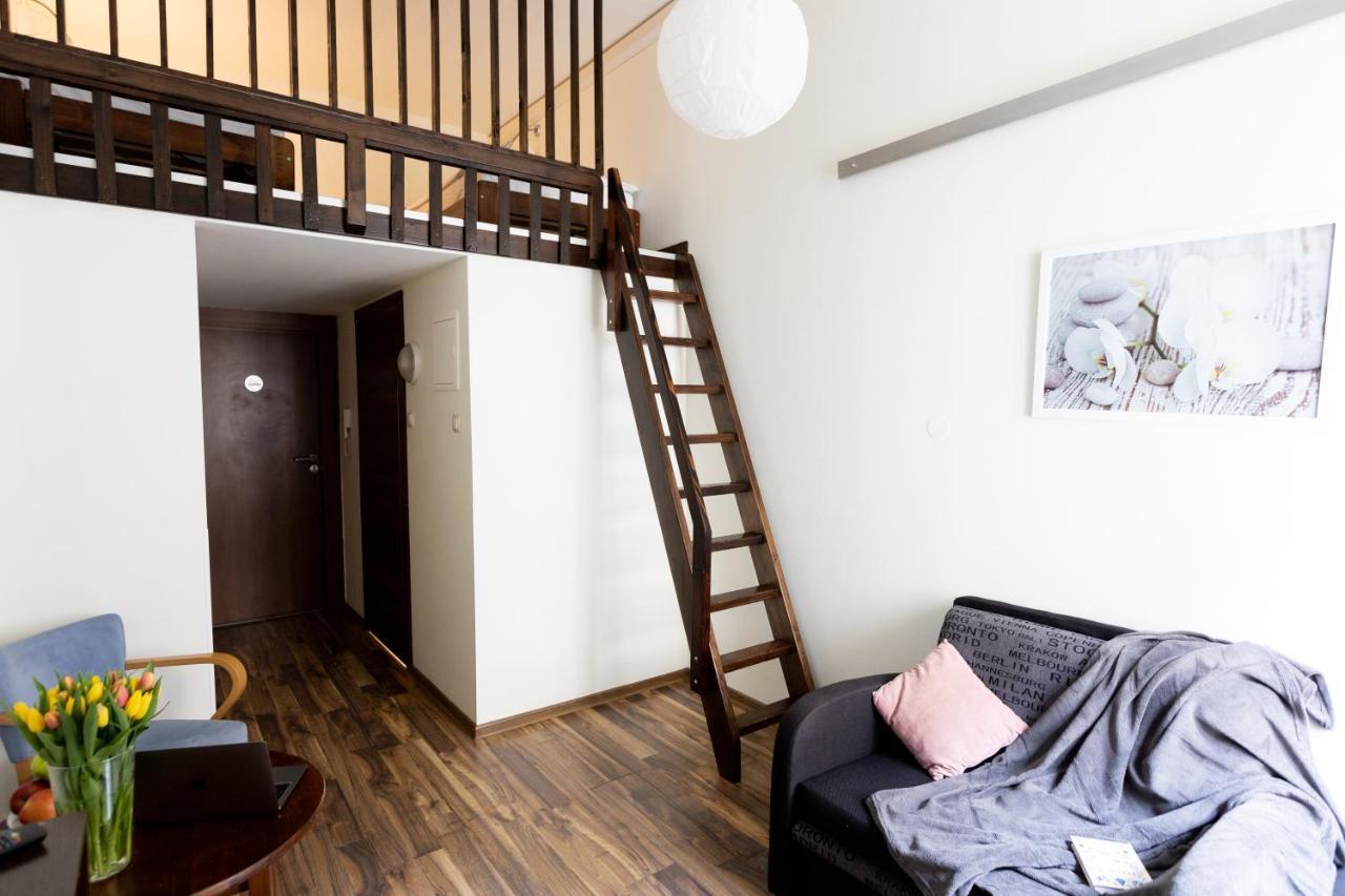 Salve Station Aparthotel Krakkó Kültér fotó